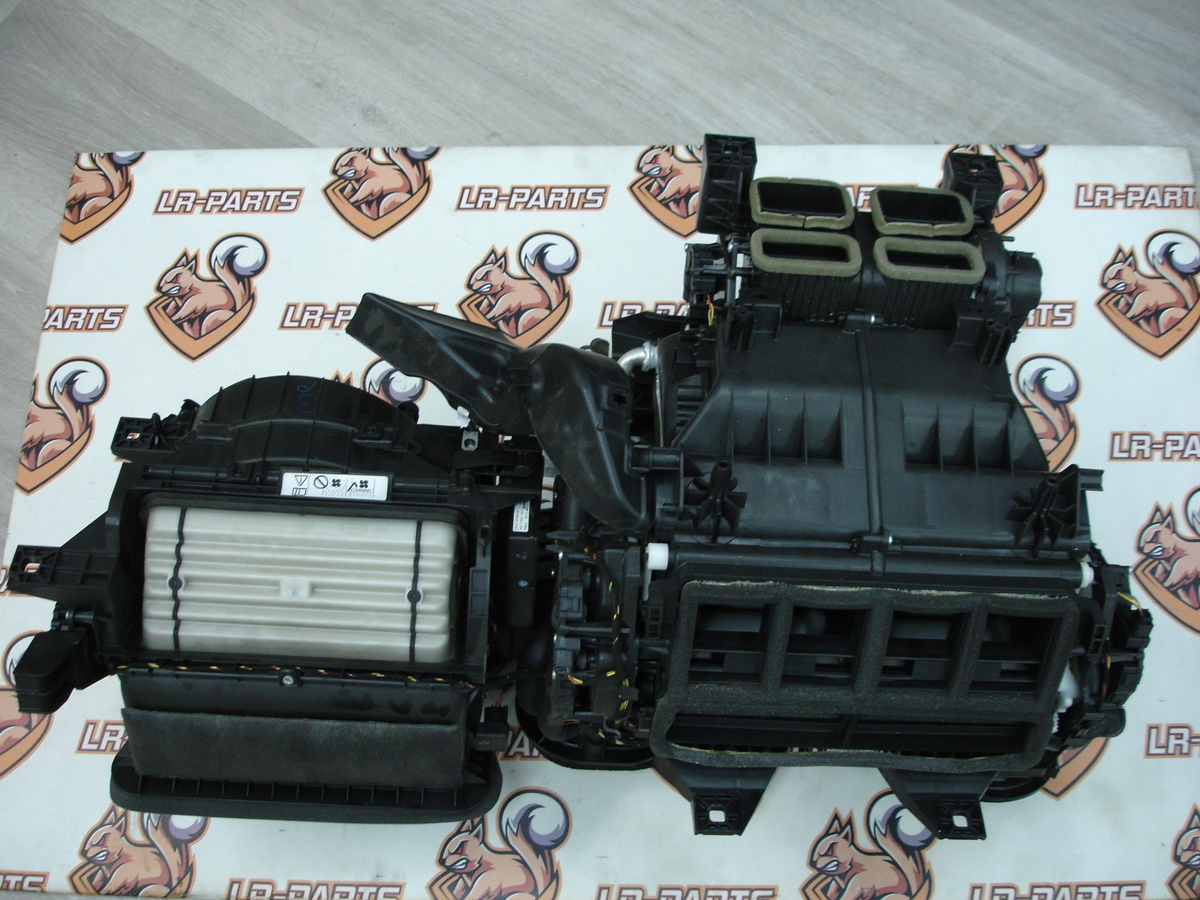 LR072122 Отопитель главный в сборе с испарителем комплект Range Rover L405 (2013-2021) Б/У